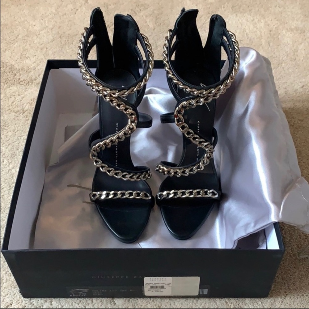 Giuseppe Zanotti chain wrapped sandals 37.5